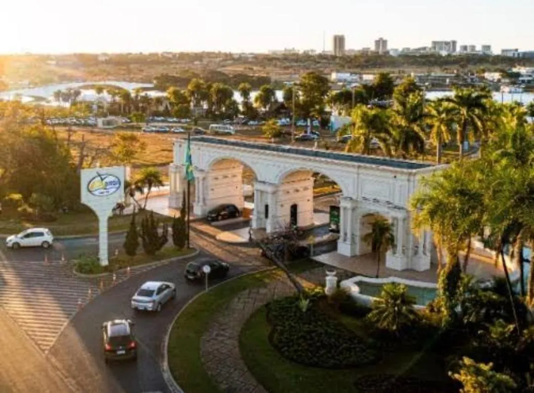 The Sun Resort - Super Apartamento De 2 Quartos - 1 Suite E 1 Reversivel Brasilia Brazil